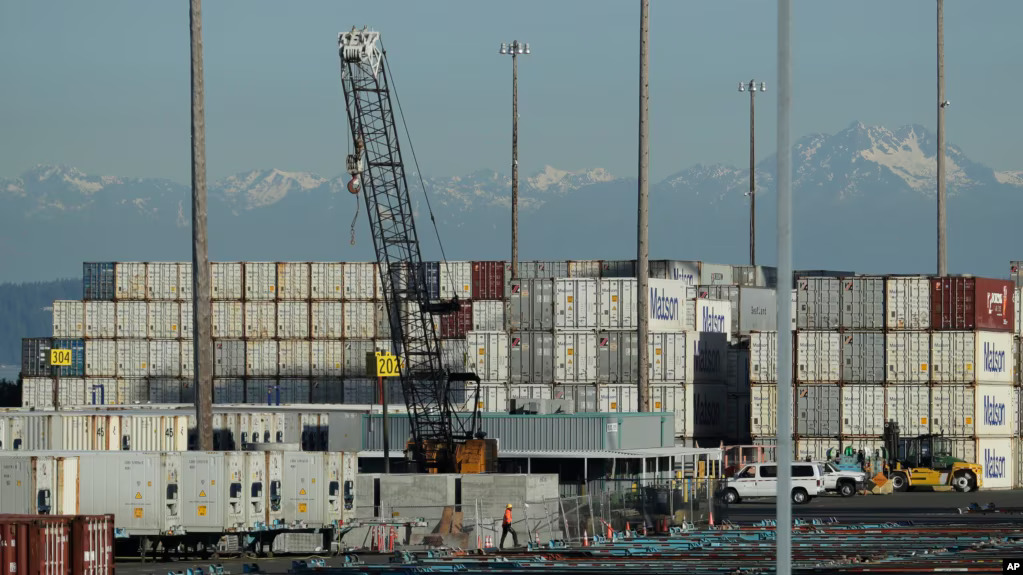 China tomará represalias contra nuevos aranceles de EE. UU. En un 10% a 15% en algunos productos de los Estados Unidos.